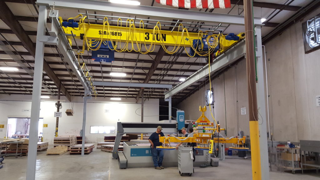 3 ton freestanding crane system with vacuum lift Centex Material Handling